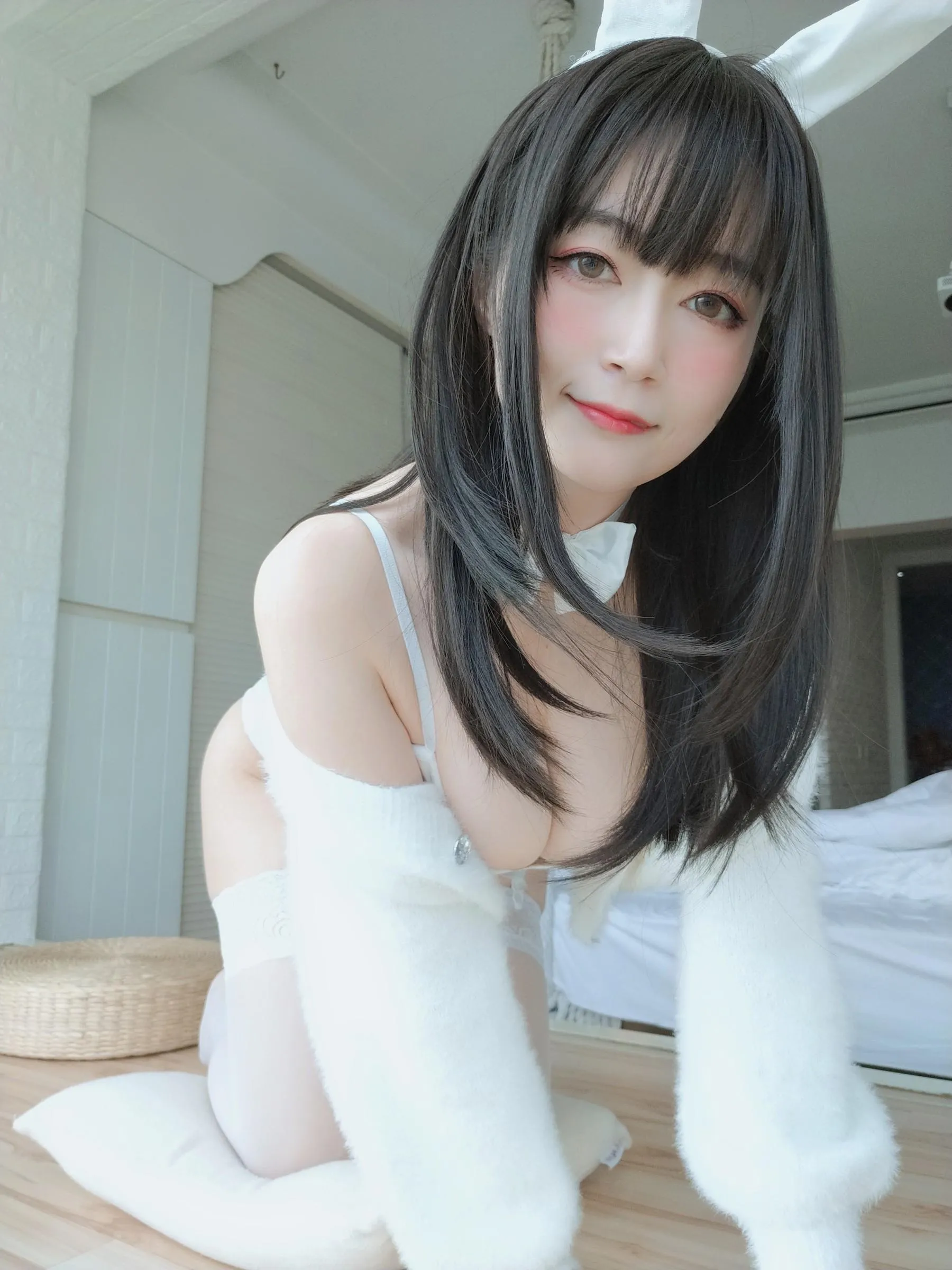 白银81 – 自撮 Vol.52 白丝兔子 [110P]插图7